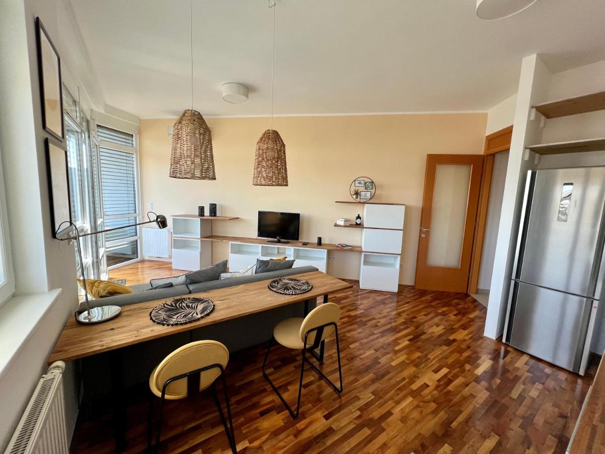 Condo Casa Di Olivia Maribor Bagian luar foto
