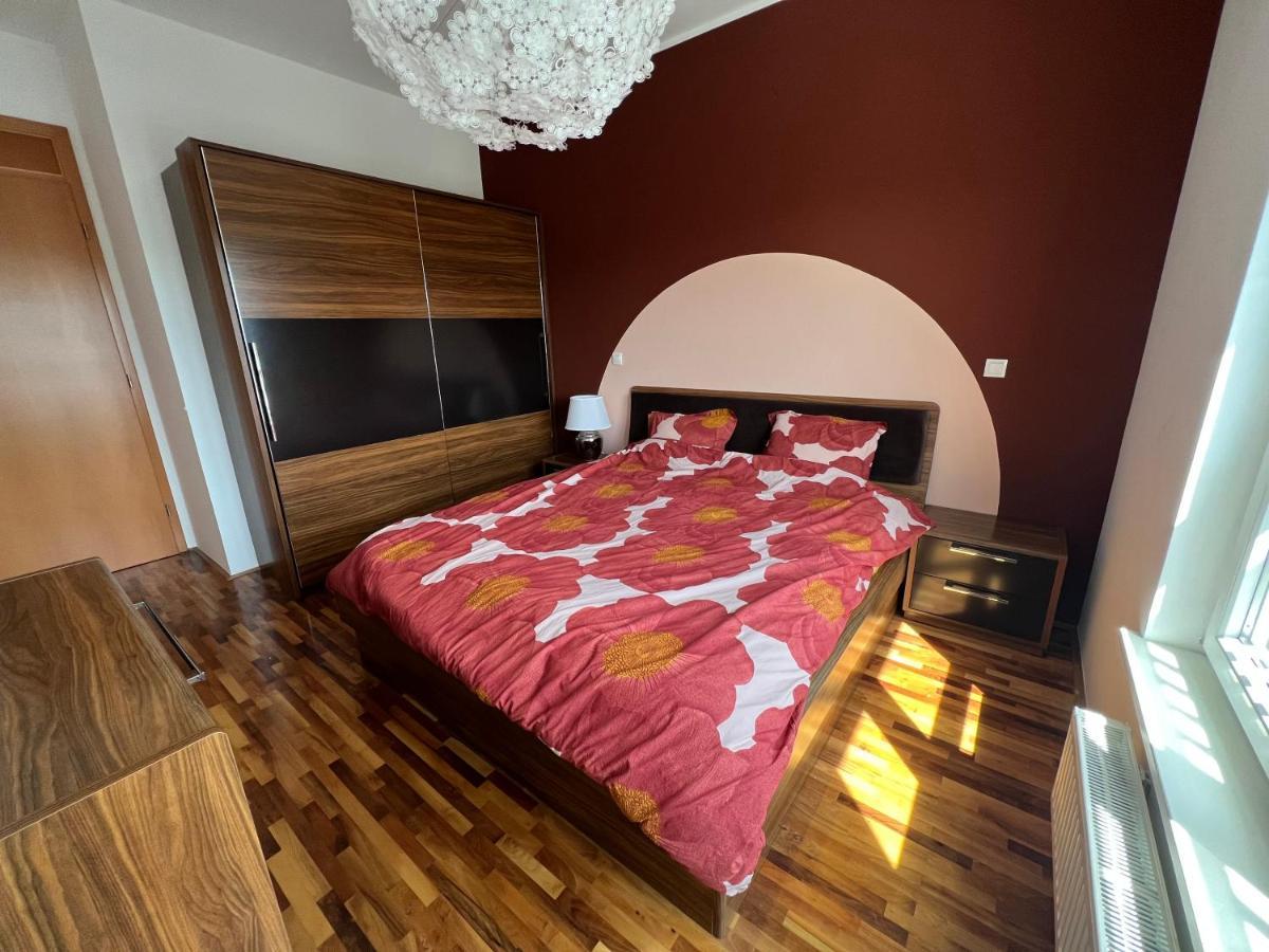 Condo Casa Di Olivia Maribor Bagian luar foto
